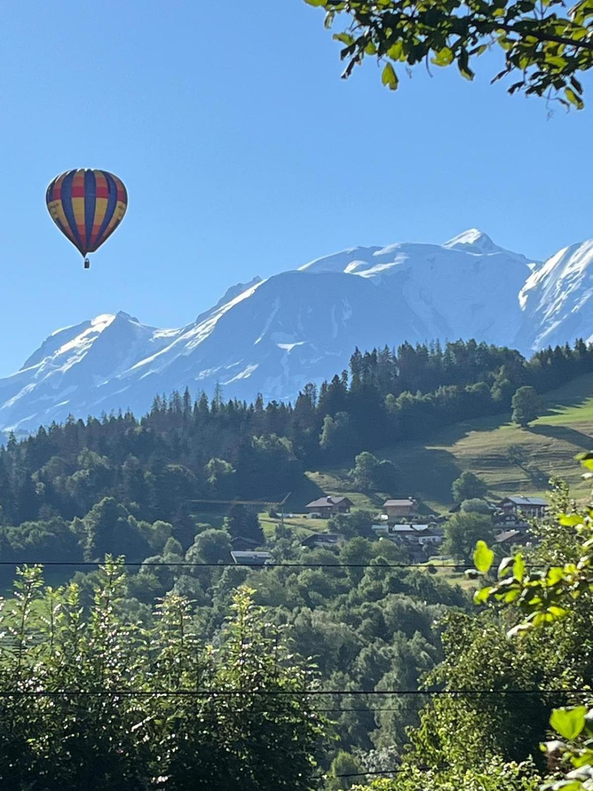 Chalet Mont Blanc Комблу Екстер'єр фото
